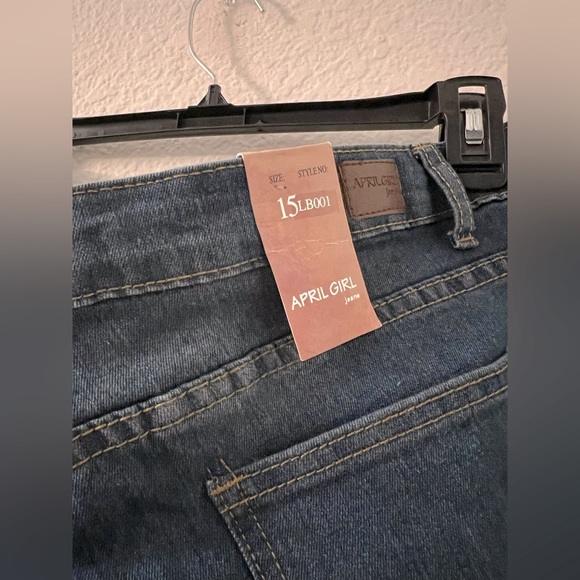 April Girl Jeans - Picture 4 of 5